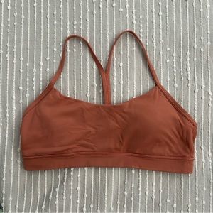 Lululemon Y flow bra